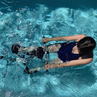 Barre de maintien et d'exercice pour Aquabike