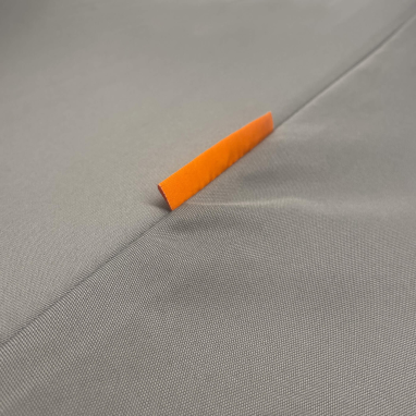 Parasol droit rond inclinable Juanito Ø270 cm - Gris argile
