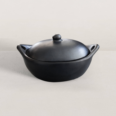 Cocotte en céramique noire La Chamba - 37 x 30 x 16 cm - 8 à 10 pers.
